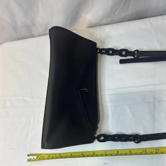 Simply Vera Vera Wang Elegant Black Handbag - Picture 3 of 13